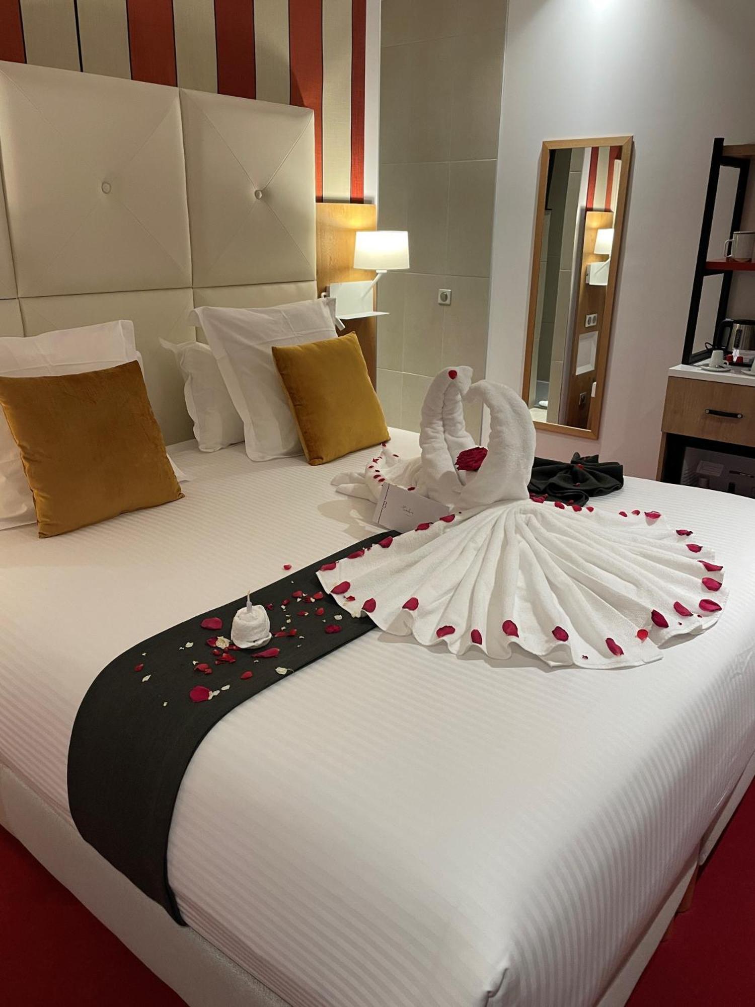 Hotel Berria Hasparren Εξωτερικό φωτογραφία